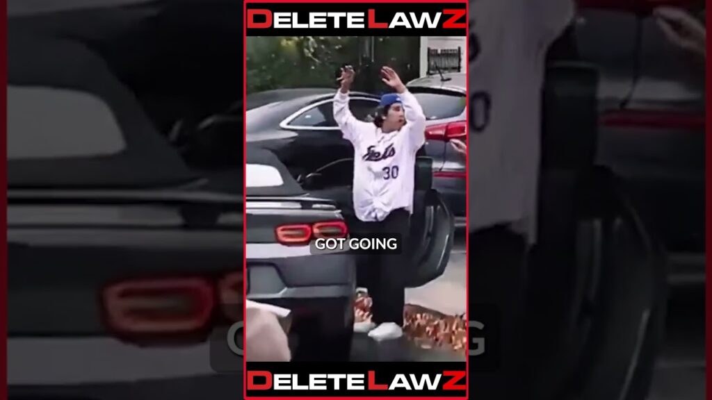 COWARD COPS HOLD TEEN AND HIS FAMILY AT G*NPOINT!